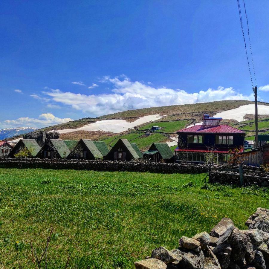 Birlik Yaylakent Caykara Esterno foto