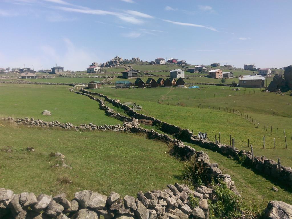 Birlik Yaylakent Caykara Esterno foto